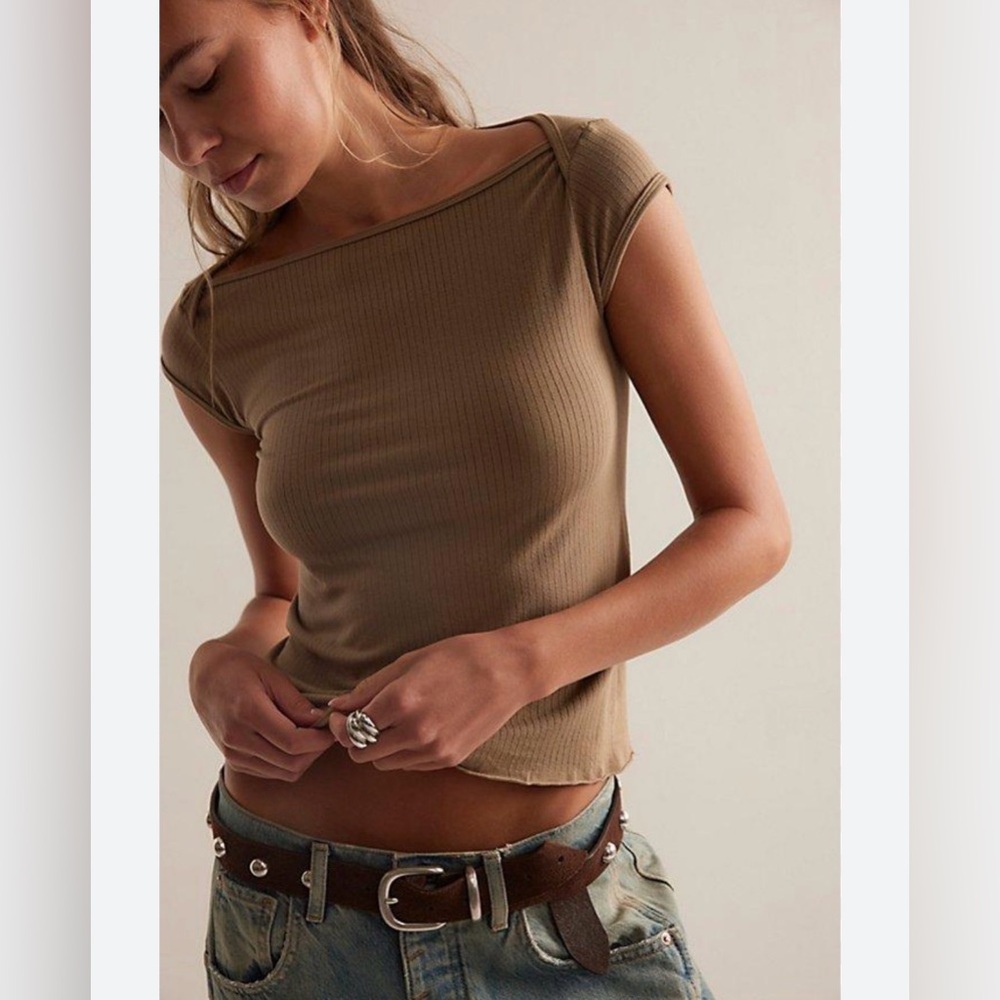 Free People Ribbed Scoop Cap-Sleeve Baby Tee in Brown